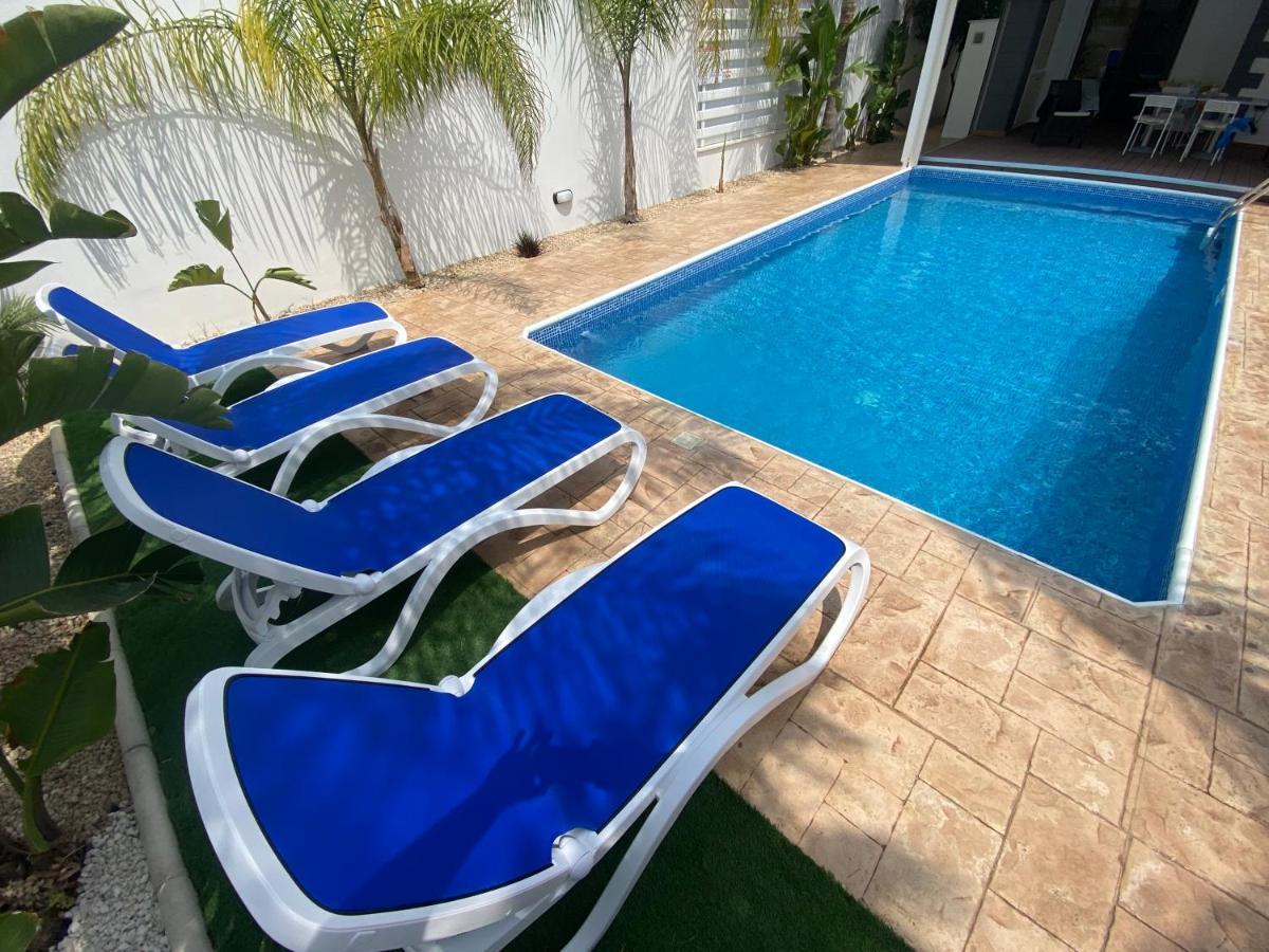Villa Angel - Exotic Villa 200M From Beach Paralímni Eksteriør bilde