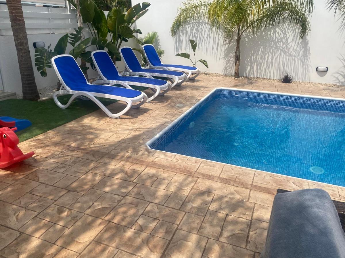 Villa Angel - Exotic Villa 200M From Beach Paralímni Eksteriør bilde