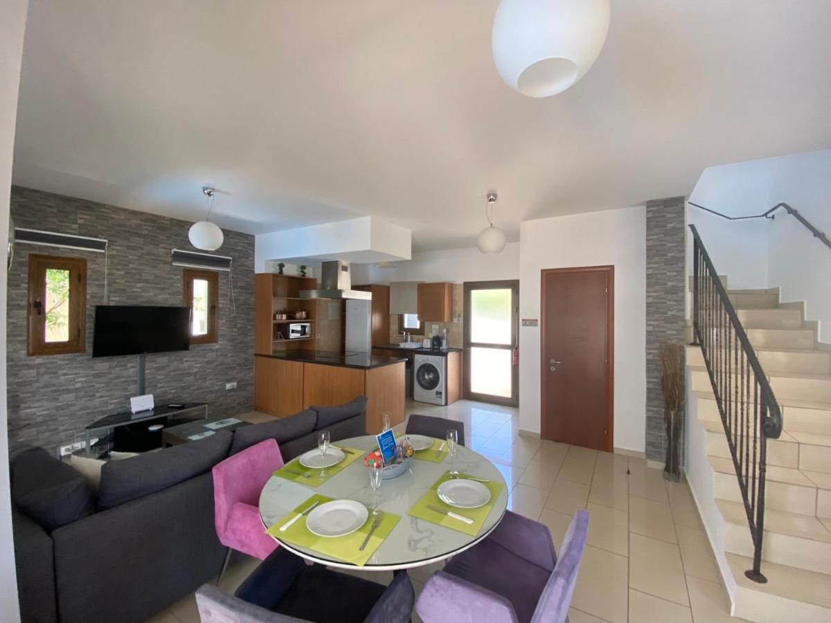 Villa Angel - Exotic Villa 200M From Beach Paralímni Eksteriør bilde